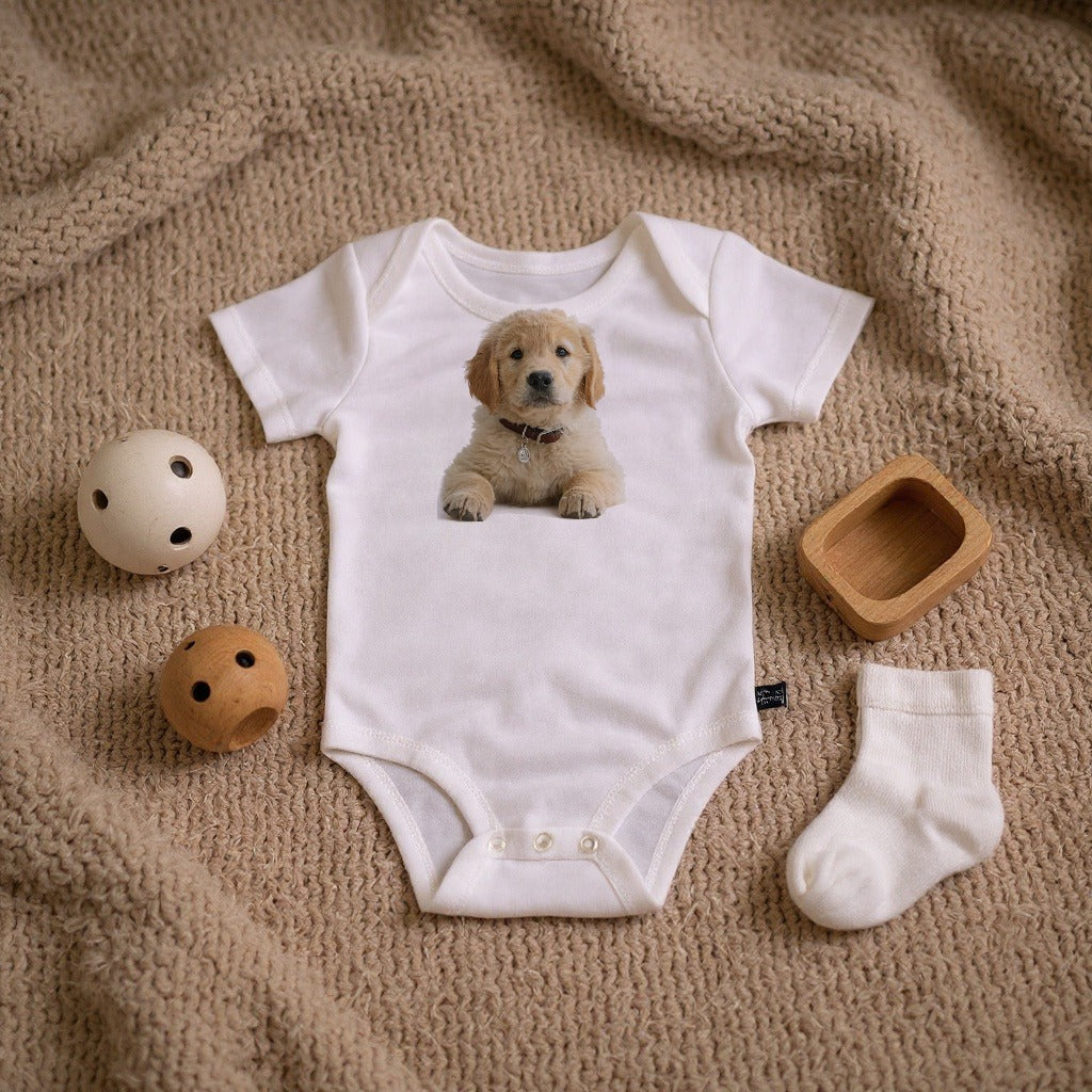 Body bébé portrait de chien flat-lay