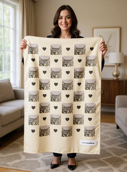 Plaid mosaïque chat tenu en grand — étiquette mon chouchou